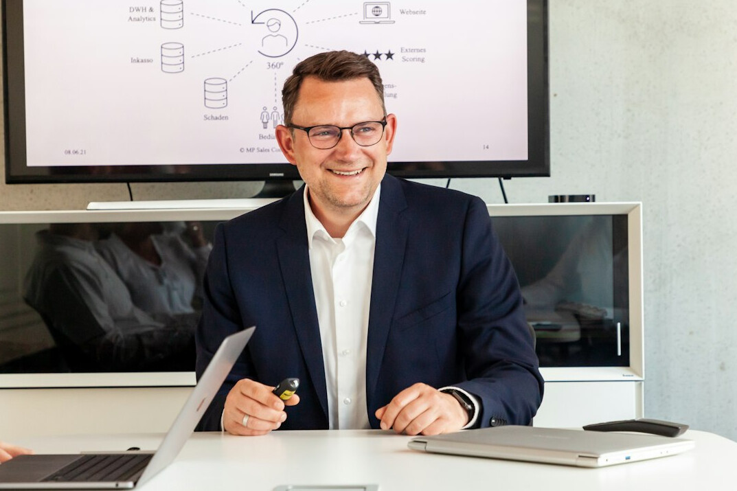 successful investor smiling